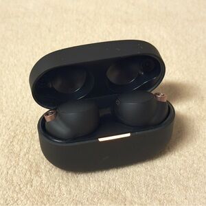 Sony WF-1000XM4 Industry Leading Noise Canceling Truly Wireless Earbuds